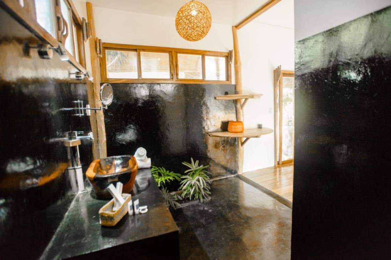 Maligaya Beach Bungalows El Nido Bagian luar foto