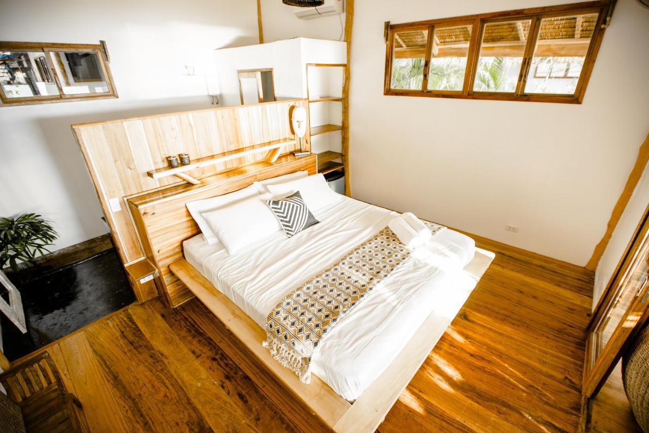 Maligaya Beach Bungalows El Nido Bagian luar foto