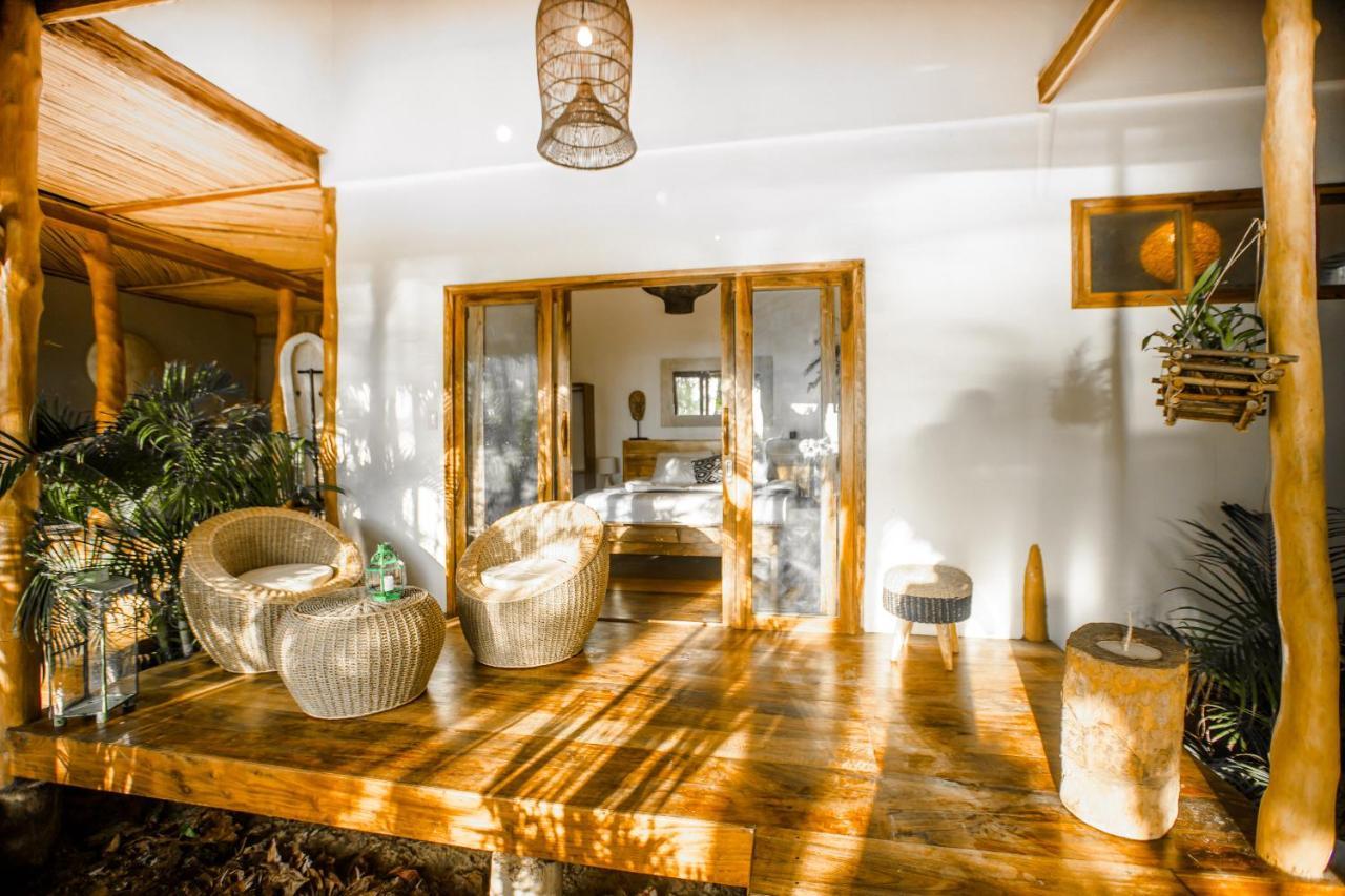 Maligaya Beach Bungalows El Nido Bagian luar foto