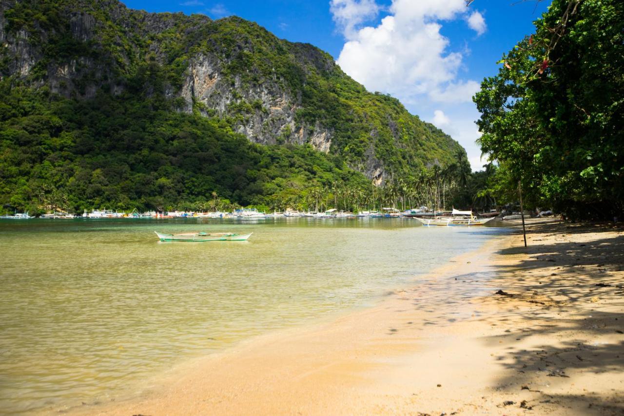 Maligaya Beach Bungalows El Nido Bagian luar foto